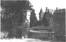 (details) Ruins of the entrance gate