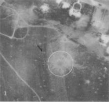 (Details) Einer der wenigen Bombenkrater in Küstennähe, auf Dog White, rechts von Godard Villen, Foto um 12:30 Uhr am 6. Juni