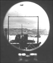 (details) Arrival of an LCI in front of Le Ruquet, June 9