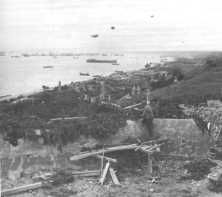 (details) diagram of the various penetrations of the cliffs towards Vierville (details) view of the WN70, towards the East the half demolished villas, in the foreground the casemate in con
