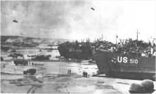 (Details) Von WN60 aus gesehen, ein LST am Colleville Beach (Details), Infanterielandung (Details, ) 9. Juni des LST in Coleville (Details).