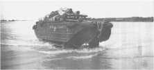 Le camion amphibie DUKW 323, surnommé "canard" ou "duck" (détails) (détails) (détails) (détails)