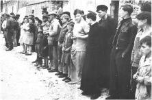 (détails) Les Portais font la queue (détails)